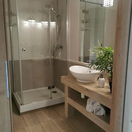 Przestronne Mieszkanie 9 Z Parkingiem Apartment