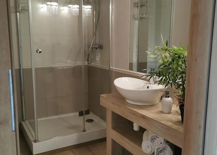 Przestronne Mieszkanie 9 Z Parkingiem Apartamento